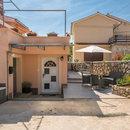 Apartment Dino Vrh (Krk)