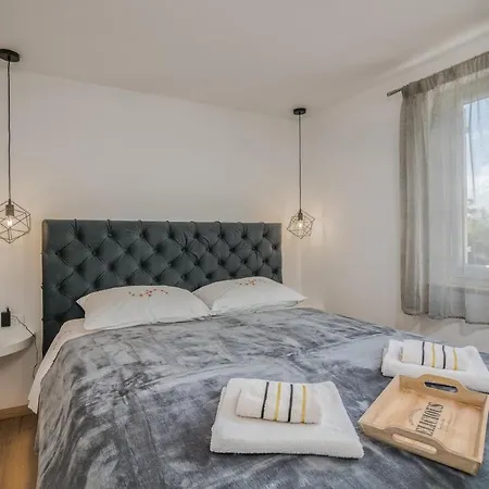 Dino Apartment Vrh (Krk)
